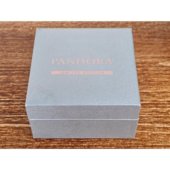 Pandora Unique as You Snowflake Bangle Bracelet LE 2016 - Picture 3 of 4